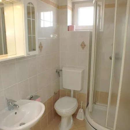 4172c Apartment